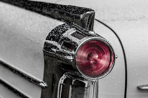 aluminium-print-oldtimer-tail-light