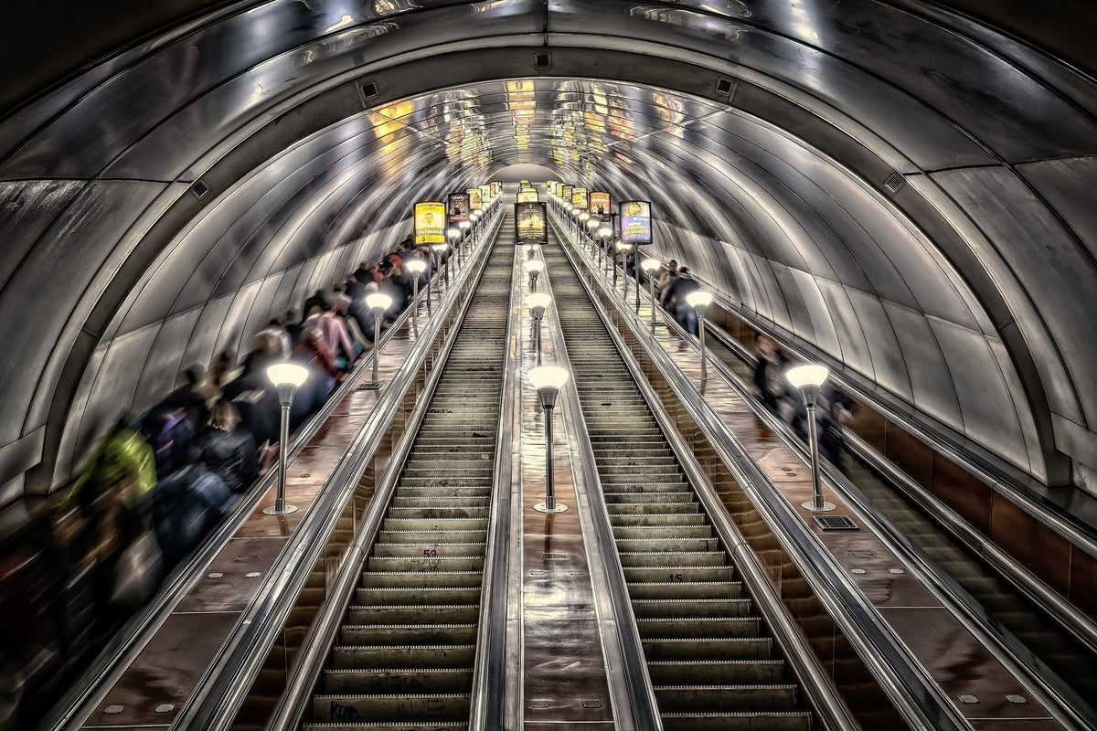 aluminium-print-in-the-metro