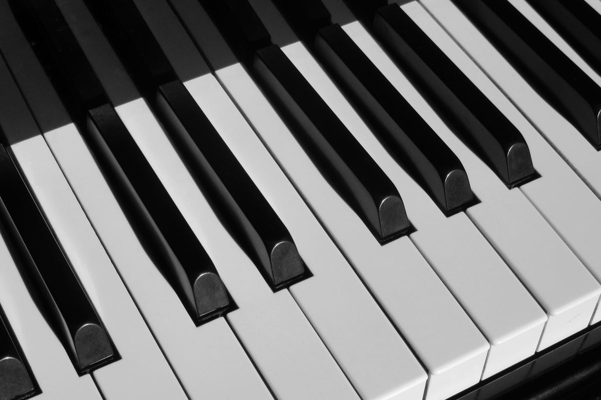 framedposter-print-close-up-piano