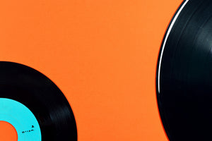3-piece-acrylic-print-retro-vinyl-record-motif