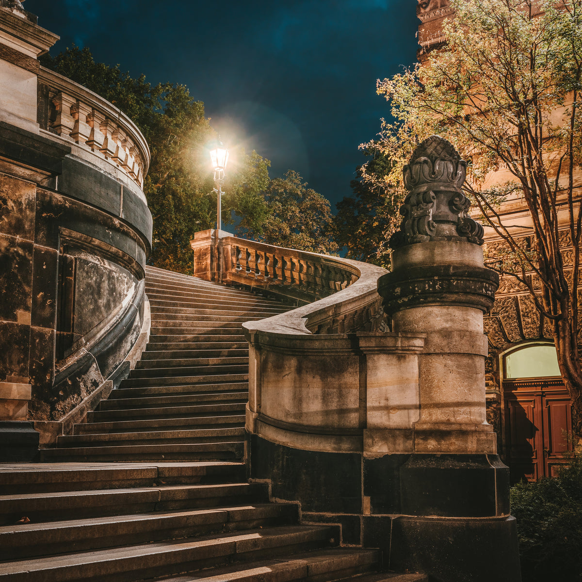 acrylic-print-at-night-in-dresden