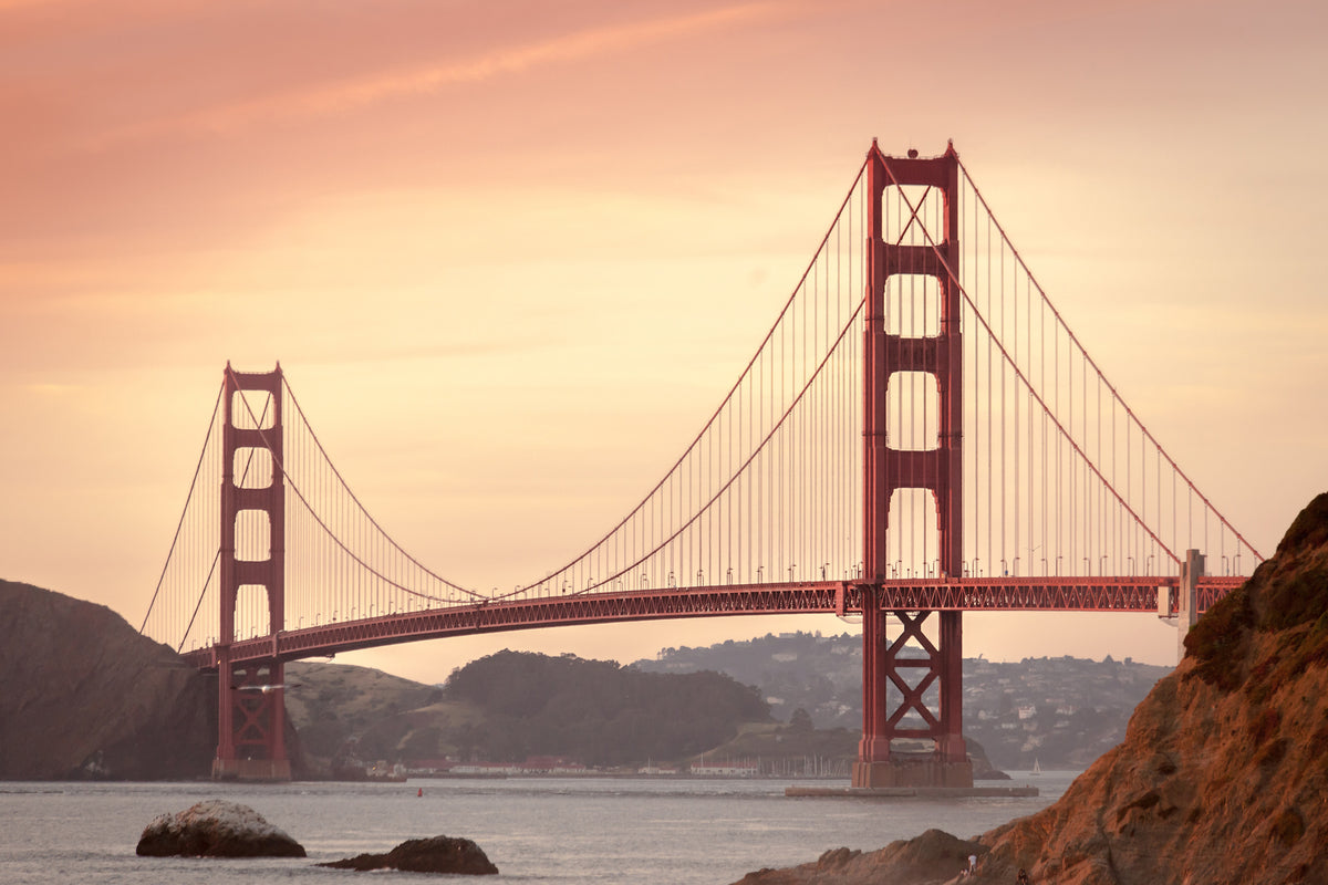 canvas-print-golden-gate-bridge-in-the-evening-light
