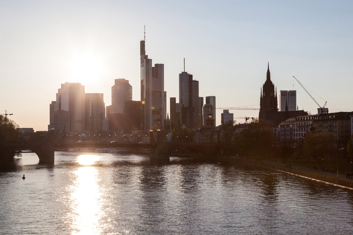 framedcanvas-print-sunrise-over-the-financial-metropolis