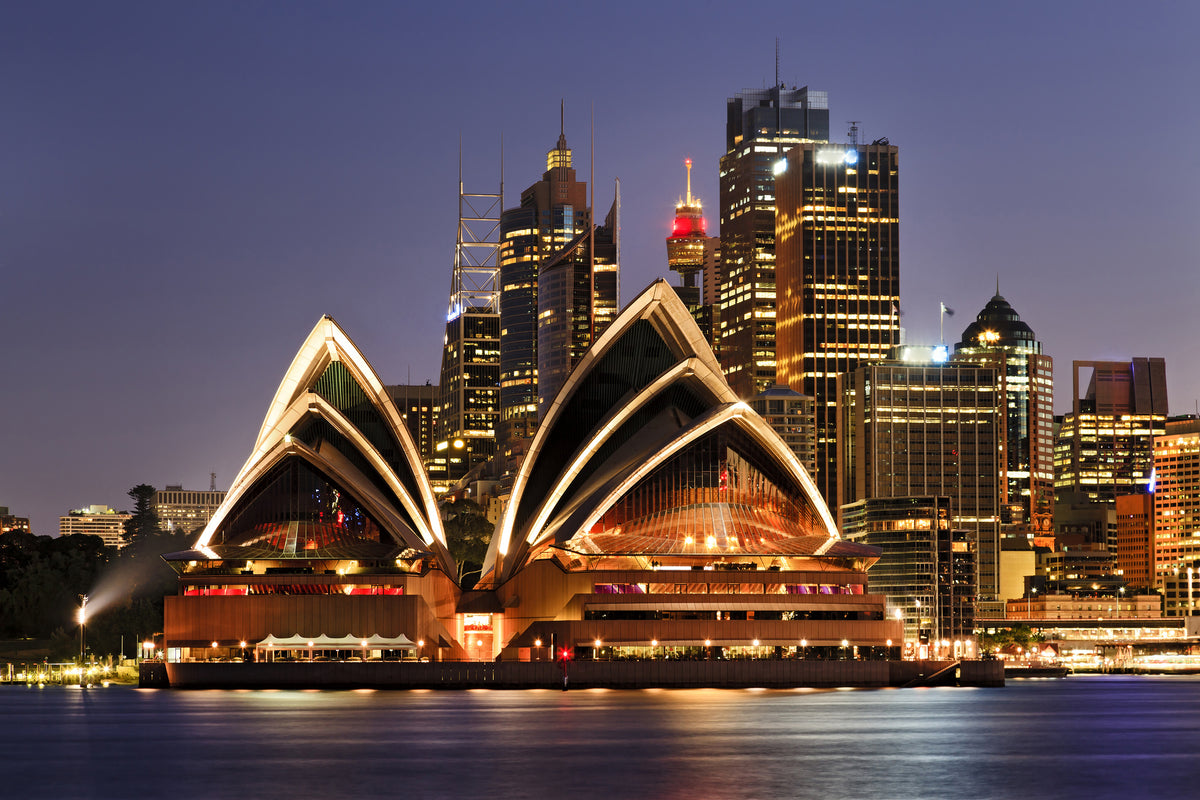 aluminium-print-skyline-with-the-boat-in-front-of-sydney