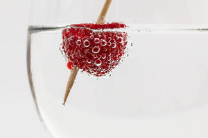 3-piece-canvas-print-raspberry-cocktail