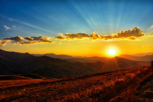 framedcanvas-print-sunset-in-the-world-of-mountains