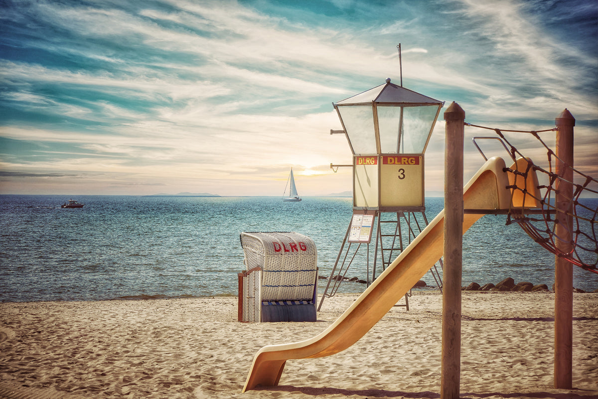 modern-3-piece-canvas-print-lifeguard