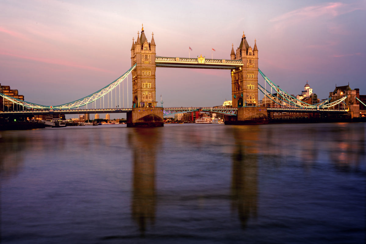 framedcanvas-print-bridge-in-london