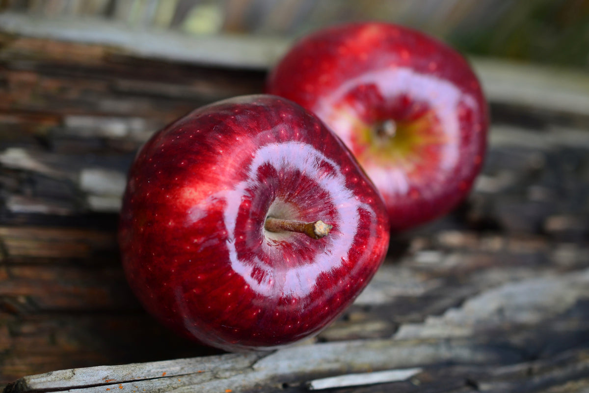 framedcanvas-print-2-apples