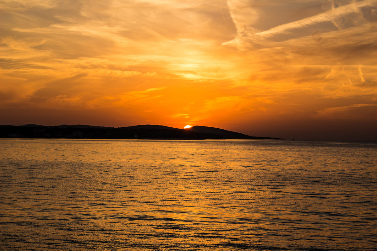 canvas-print-the-sun-sets