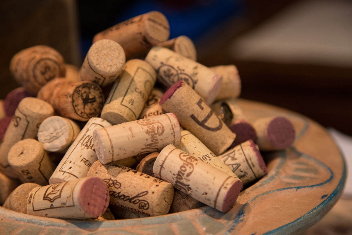 framedposter-print-wine-corks-xl