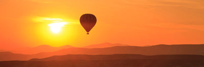 panoramic-poster-print-hot-air-balloon-at-sunset-panorama