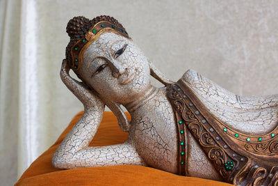 poster-print-a-buddha-sculpture