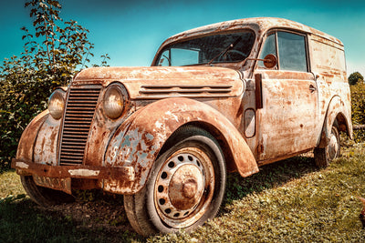 poster-print-oldtimer-with-rust
