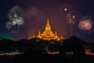 poster-print-fireworks-at-the-temple