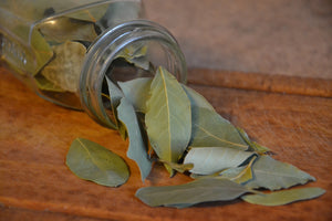 3-piece-aluminium-print-bay-leaves